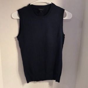 Like new!  J Crew light weight knit sweater